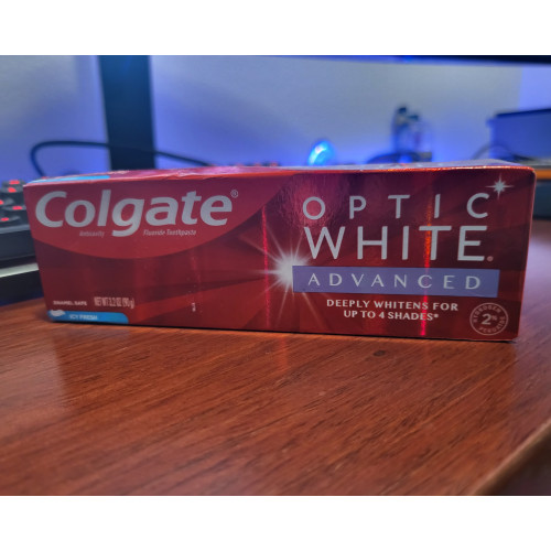 Colgate Optic White Advanced